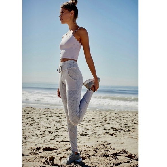 FREE PEOPLE x REVOLVE Gray Kyoto High Rise Ankle Leggings Size Small - Picture 4 of 11